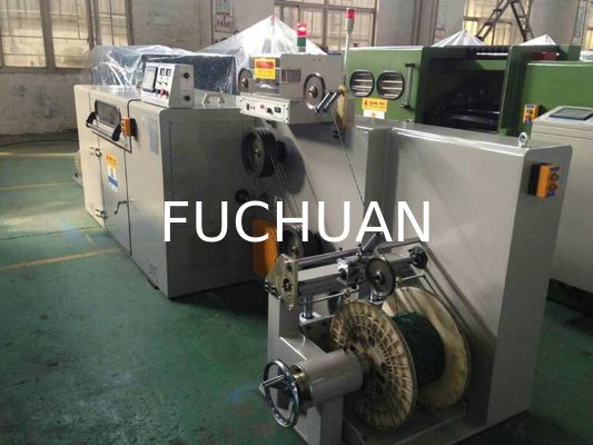 LAN-kabel Dubbel draaiende draad Draaiende machineapparatuur FUCHUAN Automatisch