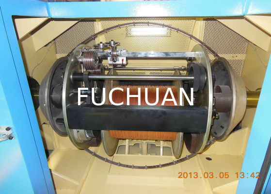 Superontwikkelde koperdraaddraaimachine die synchrone apparatuur bundelt