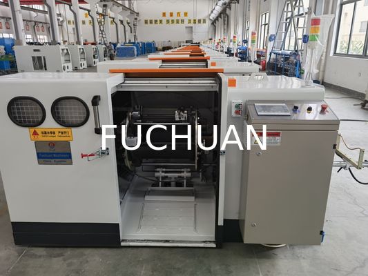 1800 rpm Steel Wire Twisting Machine High Speed 4500KG Gewichtsapparatuur