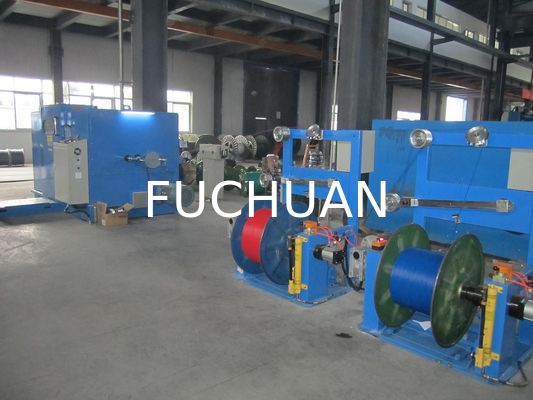 Sky Blue Grote draadbundelmachine Twister High Speed Extruder-apparatuur