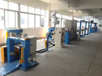 extrudermachine voor het extruderen van elektrische draadkabellijnen voor pvc-pTFE-materialen