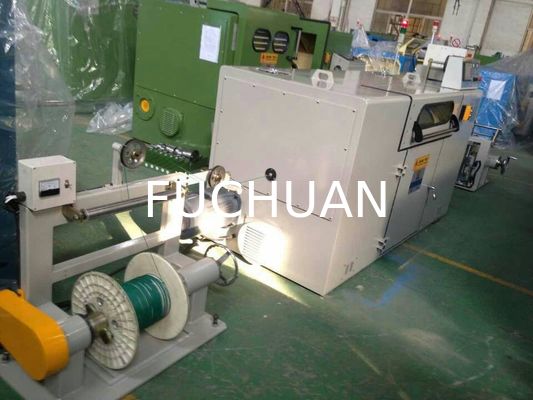 LAN-kabel Dubbel draaiende draad Draaiende machineapparatuur FUCHUAN Automatisch