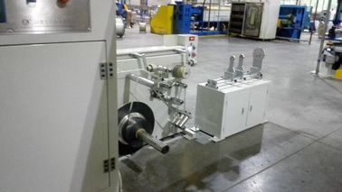 De draaimachine van de kabeldraad